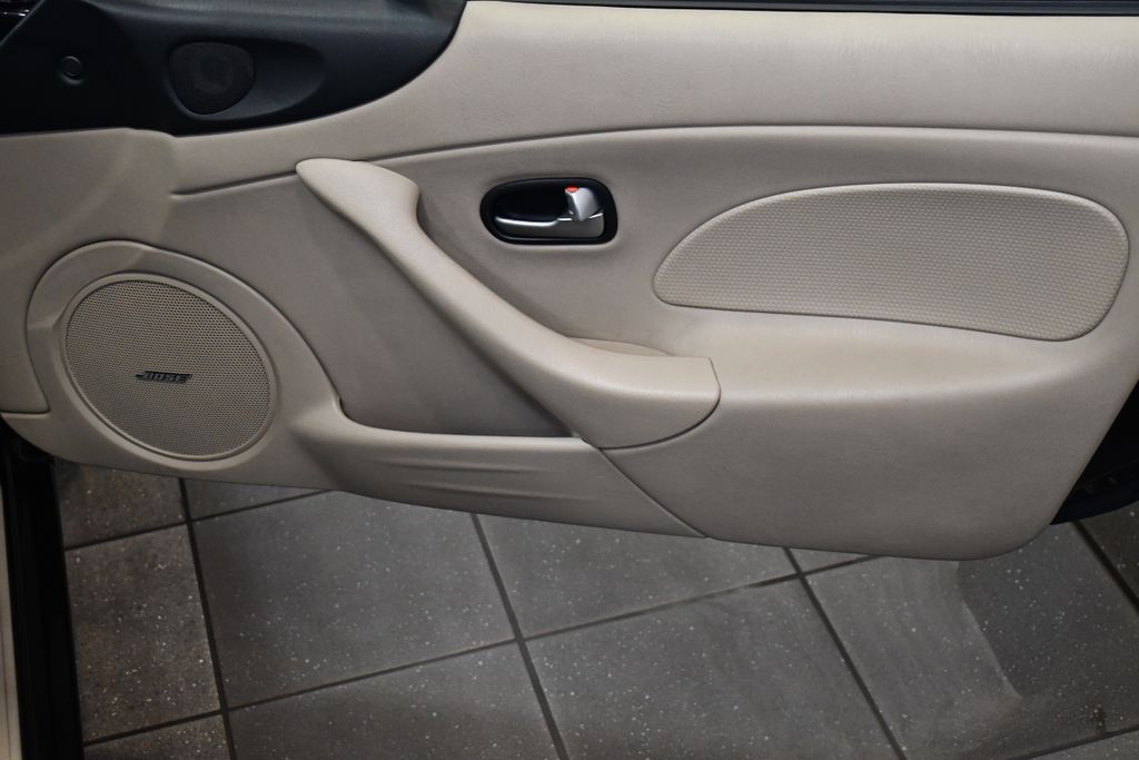 Thumbnail: 2005 Mazda MX-5 Miata - 21