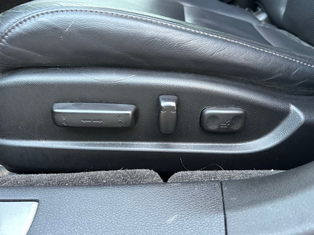 Thumbnail: 2015 Acura TLX - 16