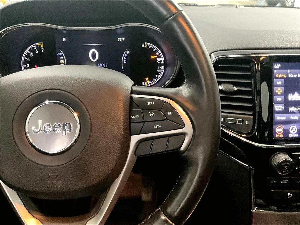 2020 Jeep Grand Cherokee — photo 24