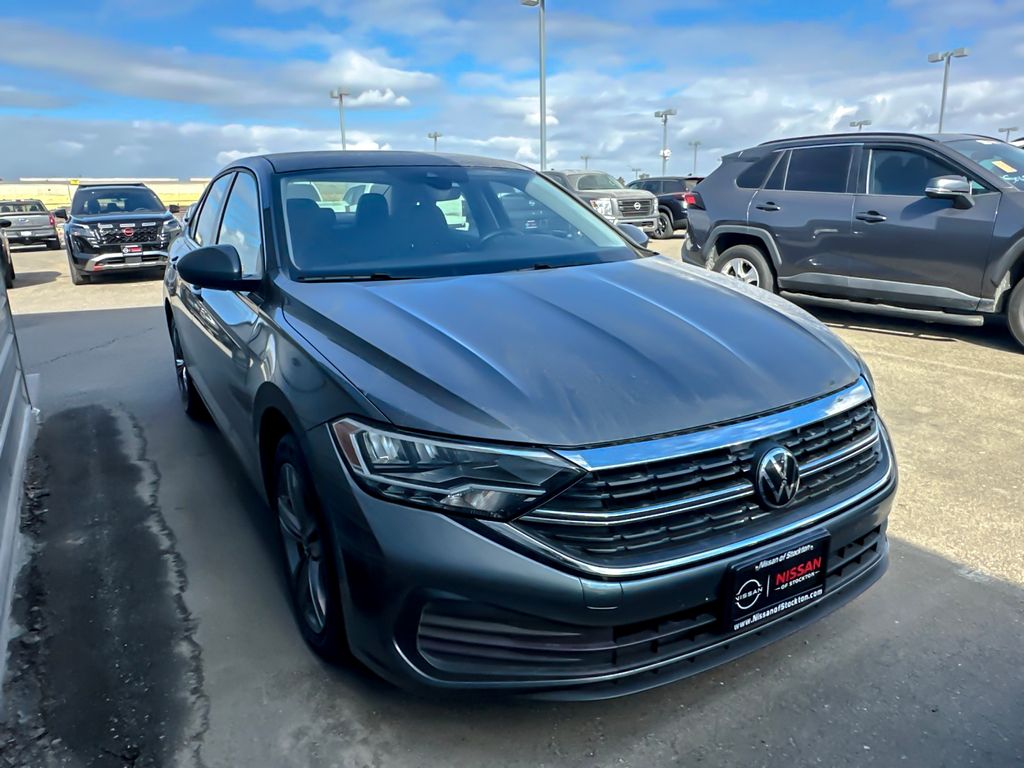  2024 Volkswagen Jetta Sedan Front-Wheel Drive 8-Speed Automatic
