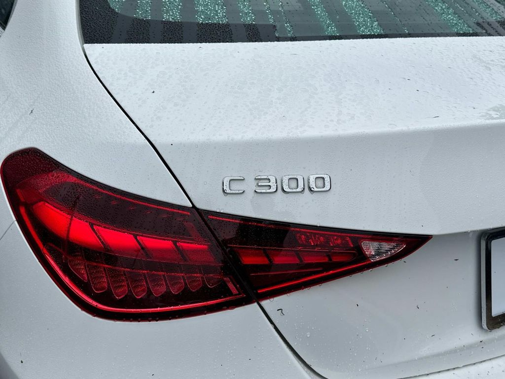 Thumbnail: 2025 Mercedes-Benz C-Class - 10