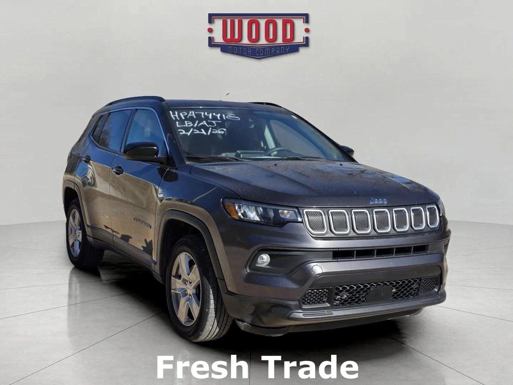 2022 Jeep Compass Latitude 4WD