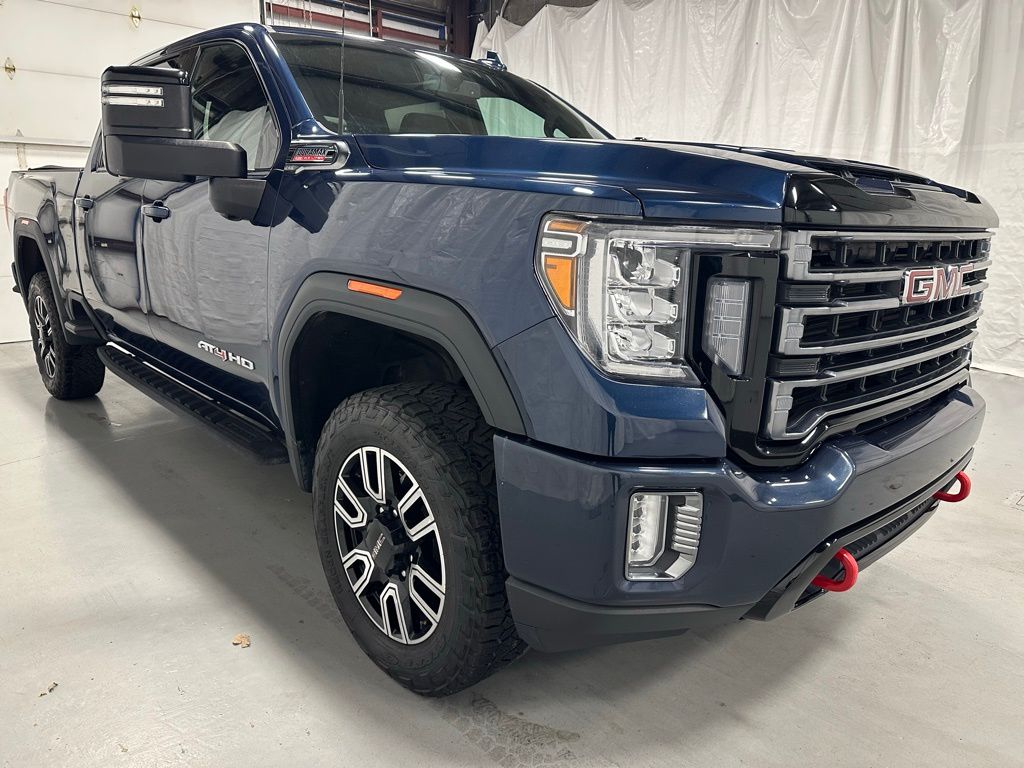 2022 GMC Sierra 2500HD AT4 Crew Cab 4WD