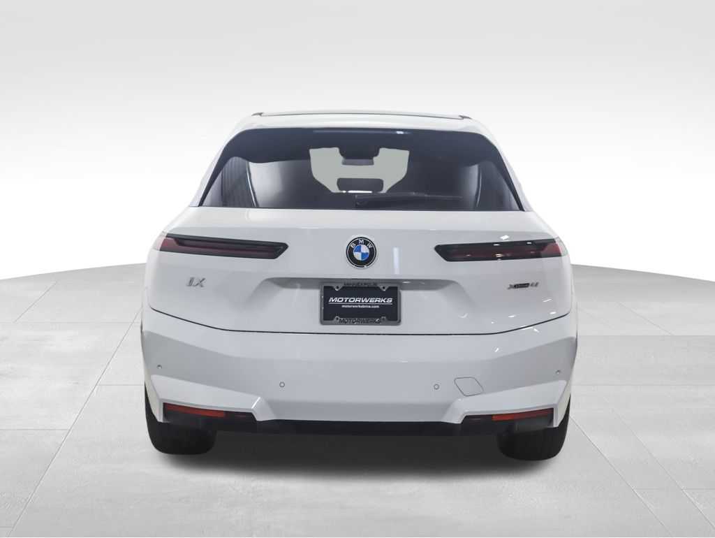 Thumbnail: 2026 BMW iX - 5