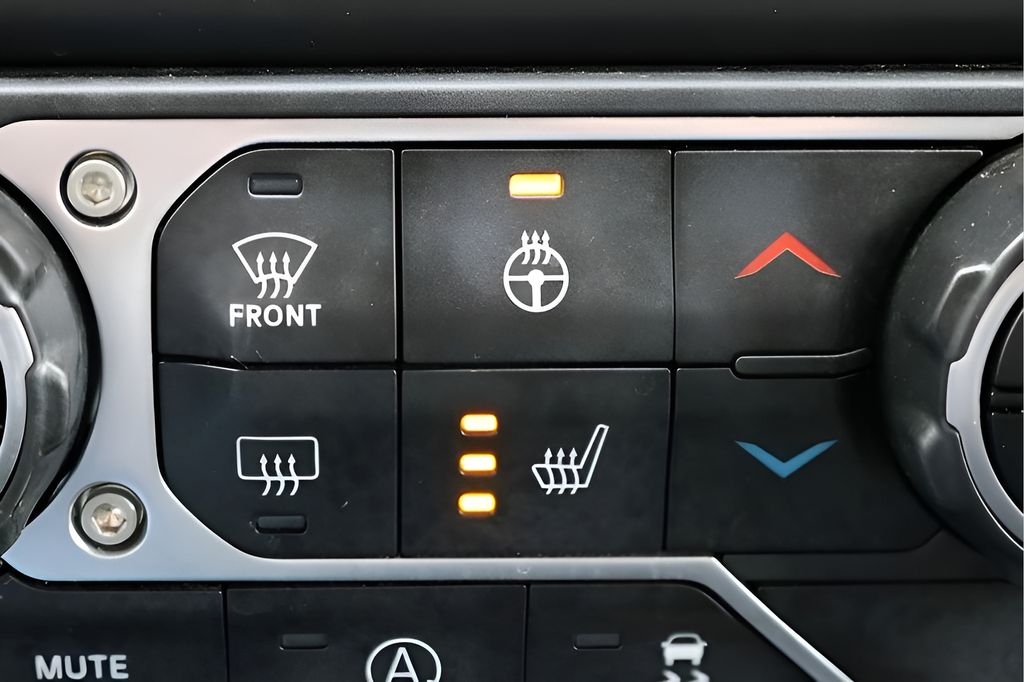 Used Car 2020 Jeep Wrangler  Unlimited Sahara For Sale Under $30,000 In Austin, Texas