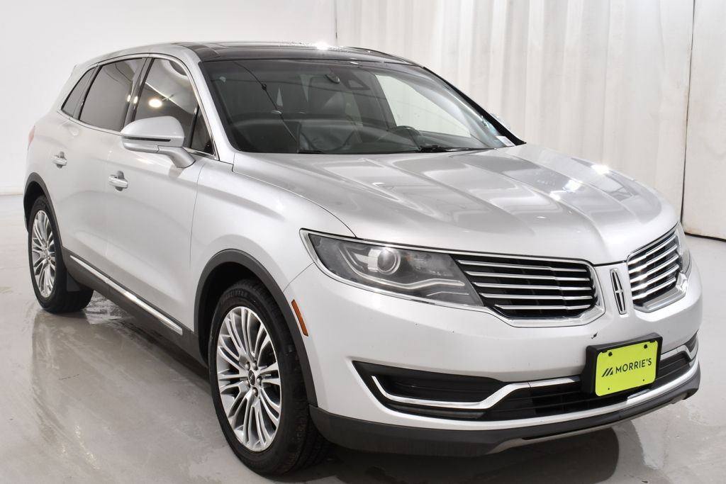 Used 2016 Silver Lincoln Reserve image 4