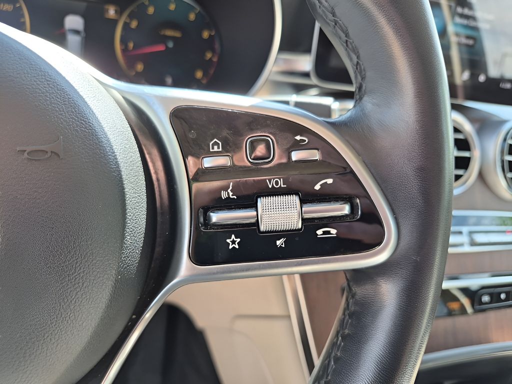 Used Car 2022 Mercedes-benz Glc  Glc 300 For Sale Under $30,000 In Austin, Texas