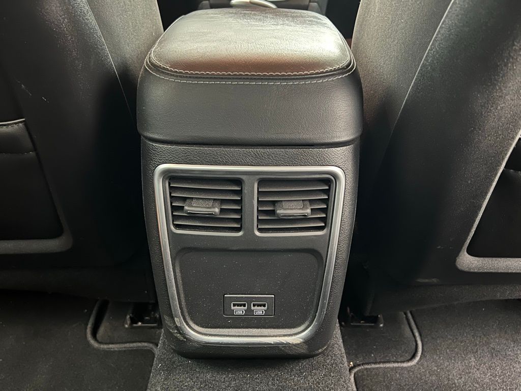 Thumbnail: 2019 Dodge Charger - 9