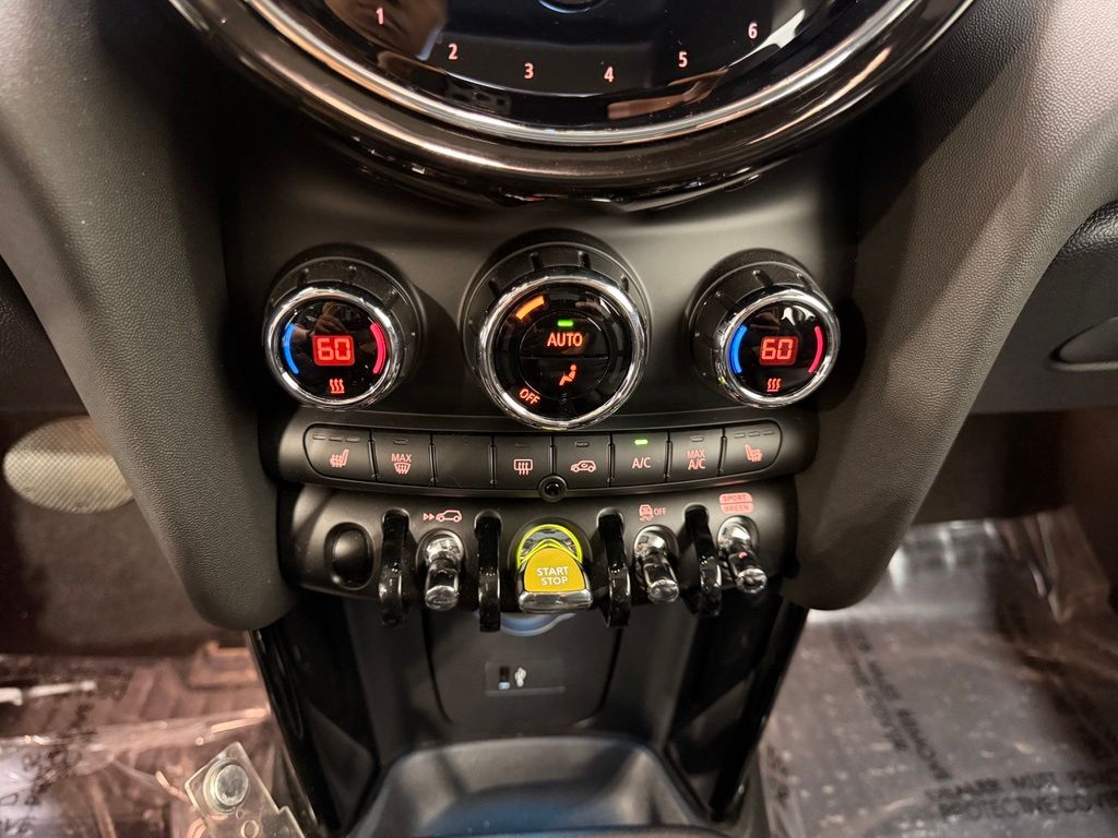 Thumbnail: 2024 MINI Cooper - 18
