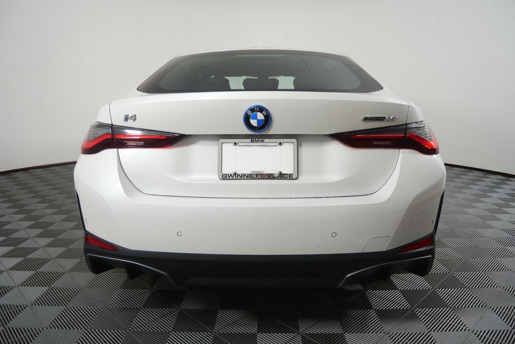 Thumbnail: 2023 BMW i4 - 4