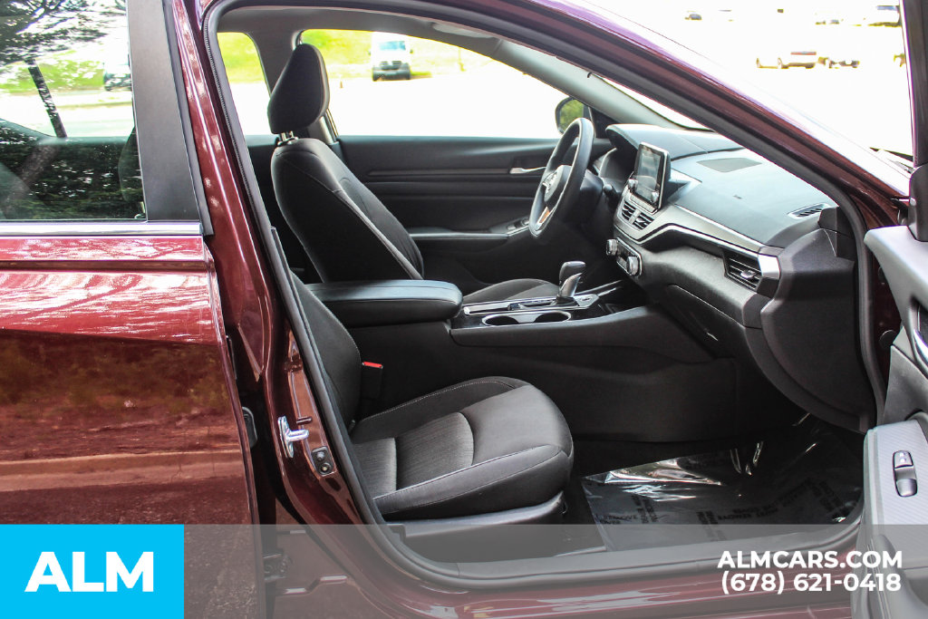 Used 2024 Red Nissan 2.5 SV image 20