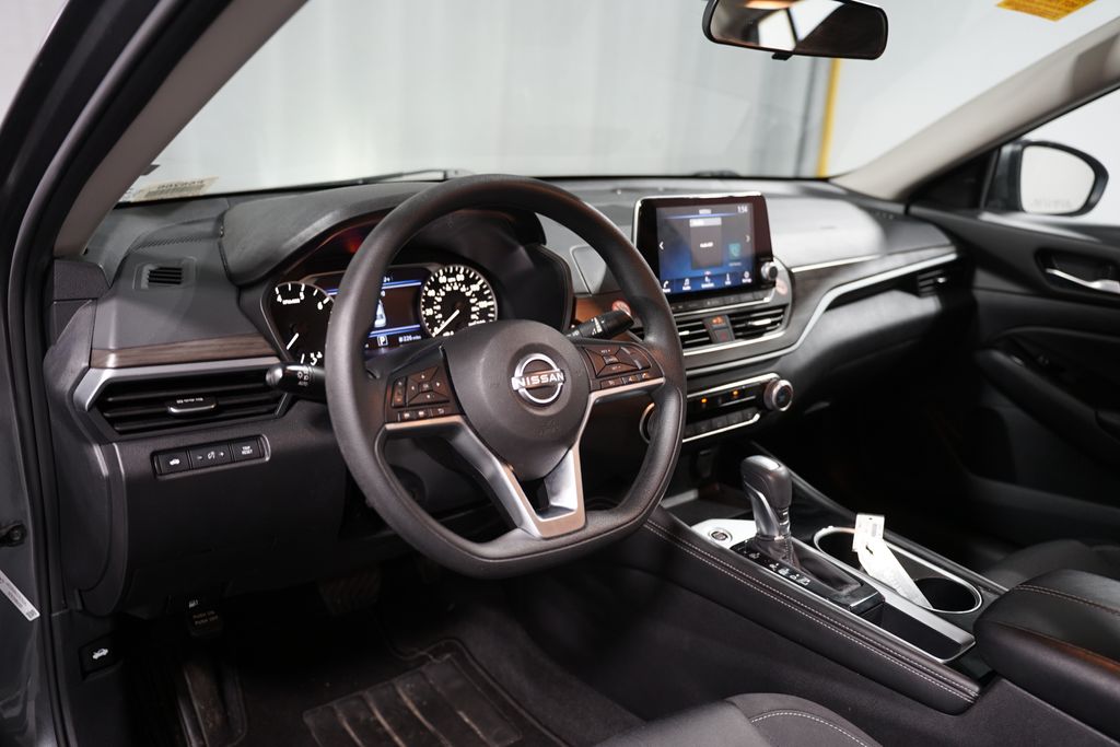 2023 Nissan Altima SV 7