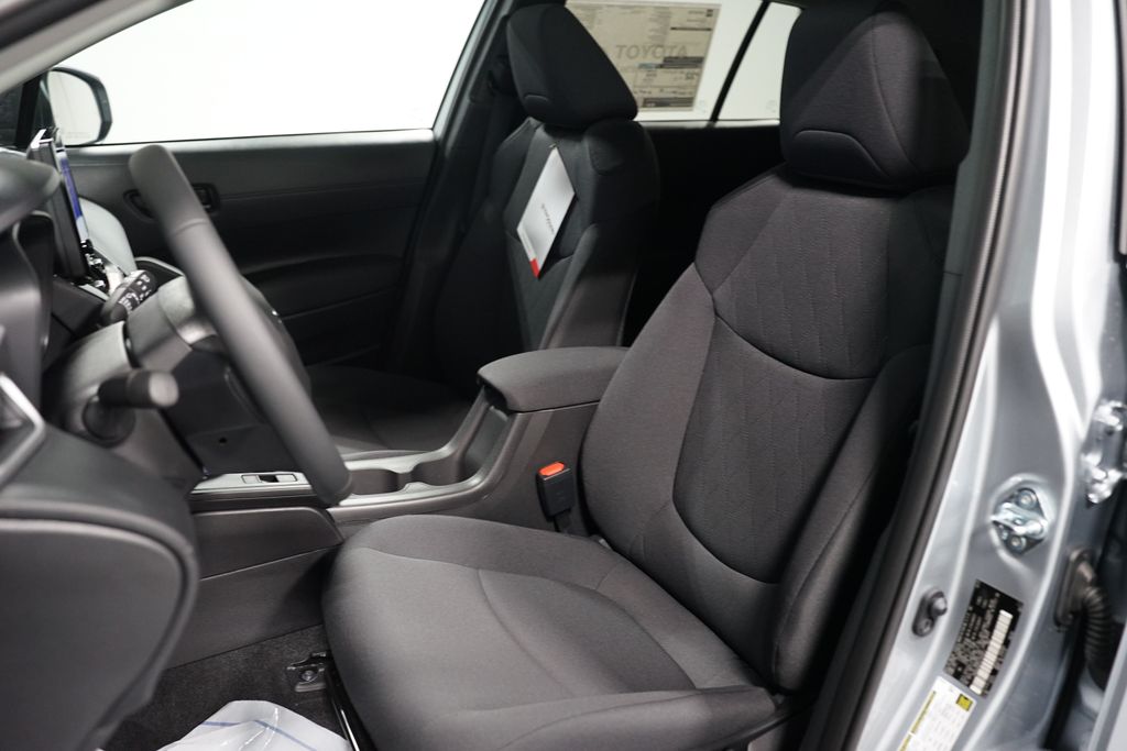 Thumbnail: 2026 Toyota Corolla Cross - 26