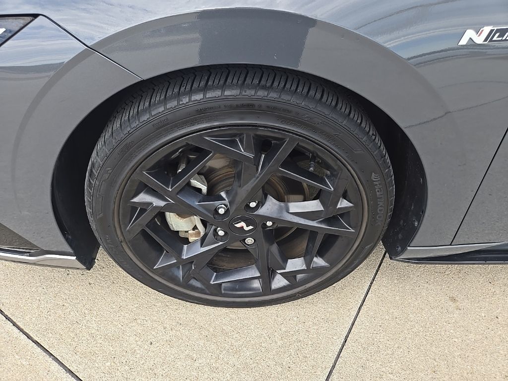 Used 2024 Hyundai Elantra Sedan
