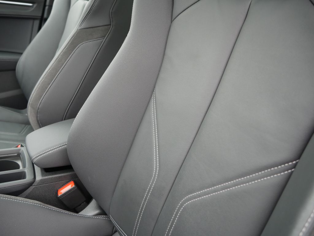 Thumbnail: 2022 Audi Q3 - 21