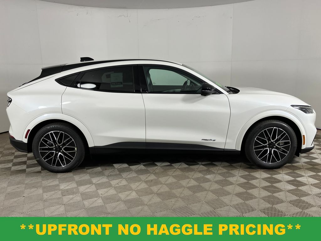 2025 Ford Mustang Mach-E Premium photo 3