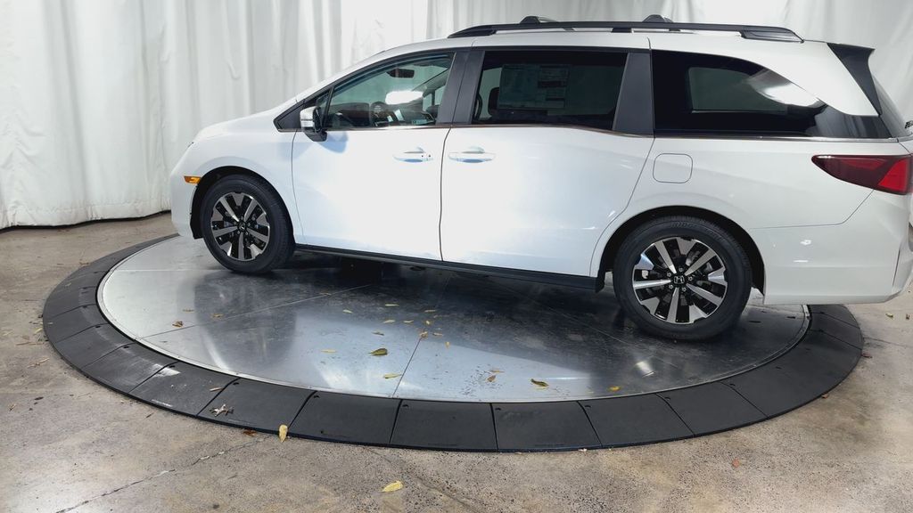 new 2026 Honda Odyssey car, priced at $45,705
