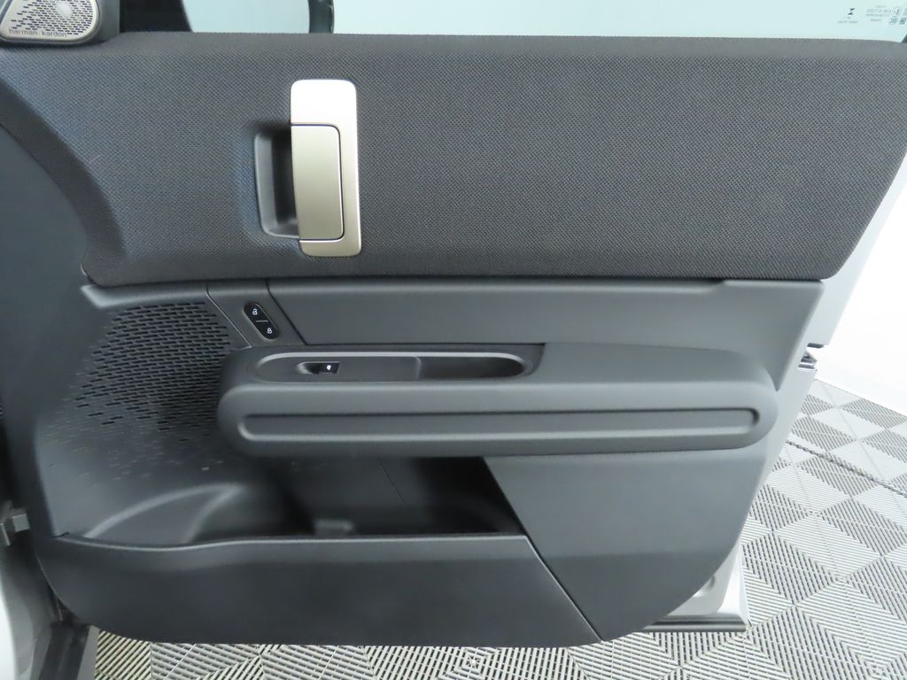 2025 MINI Cooper Countryman Base 28