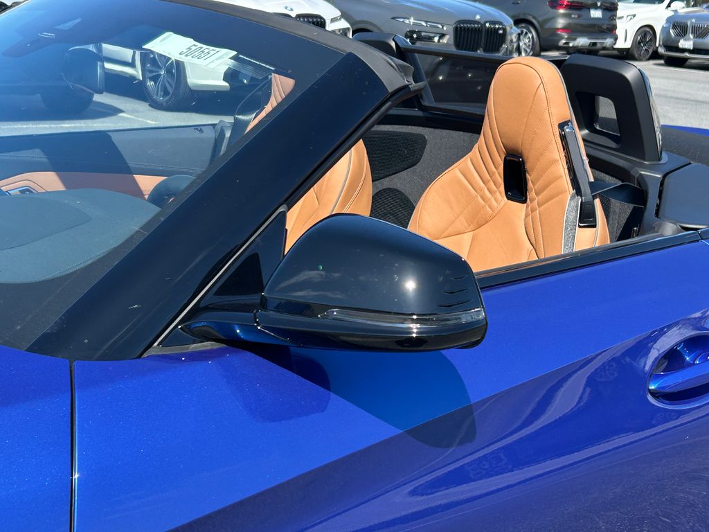 Thumbnail: 2026 BMW Z4 - 10
