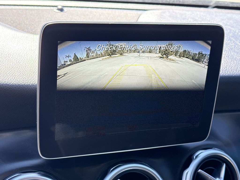 Thumbnail: 2019 Mercedes-Benz GLA - 19