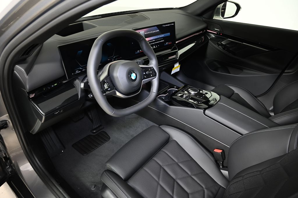 Thumbnail: 2026 BMW 5 Series - 15