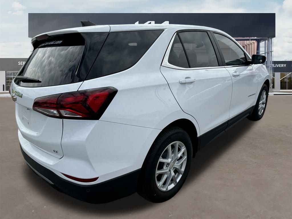 2024 Chevrolet Equinox LT 8