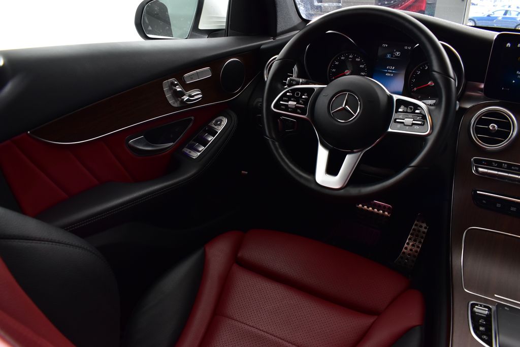 Thumbnail: 2022 Mercedes-Benz GLC - 24