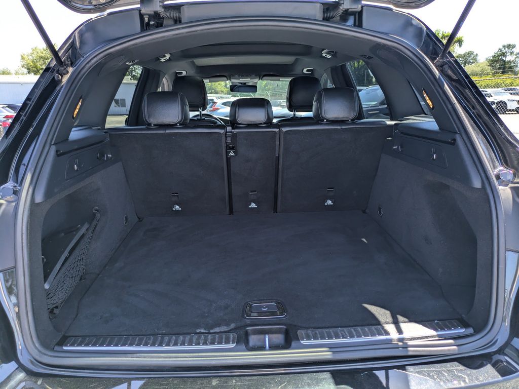 2022 Mercedes-Benz GLC 300 SUV
