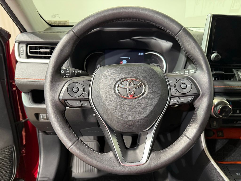 Thumbnail: 2024 Toyota RAV4 - 20