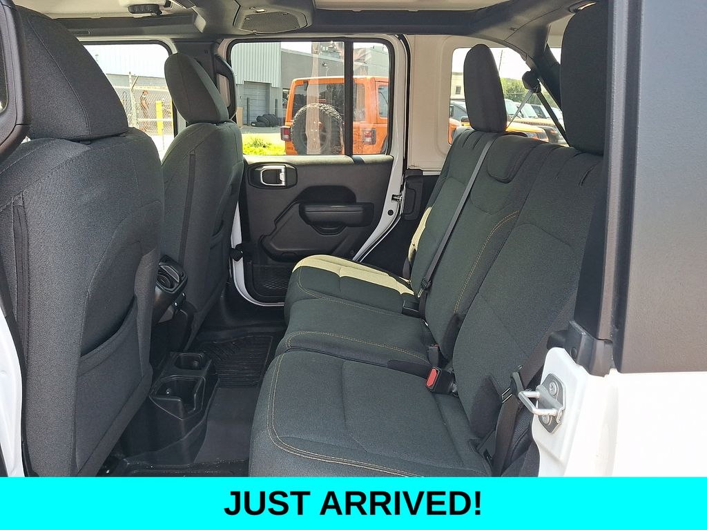 Used 2025 Jeep Wrangler SUV