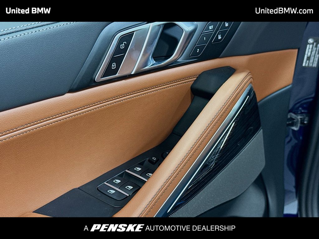 Thumbnail: 2027 BMW X6 - 3