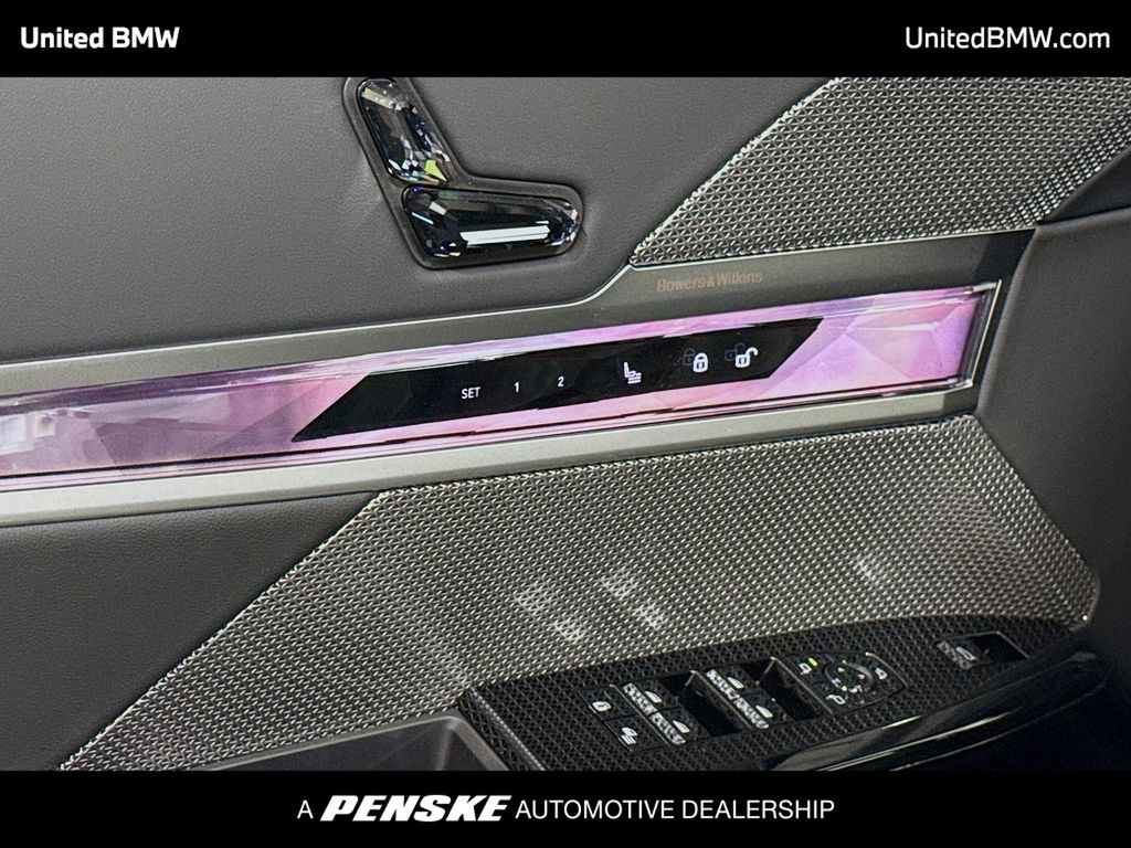 Thumbnail: 2026 BMW 7 Series - 3