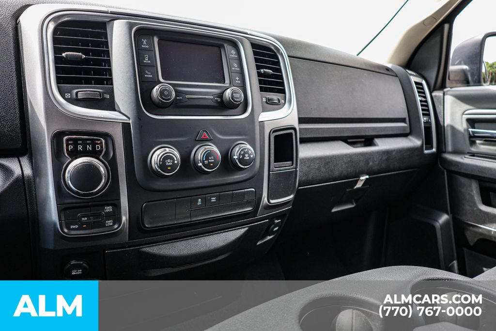 Used 2024 Black Ram SLT image 34