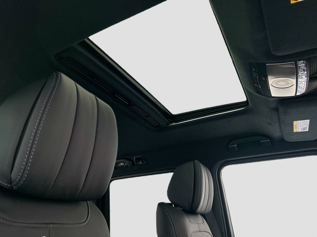 Thumbnail: 2026 Mercedes-Benz G-Class - 17