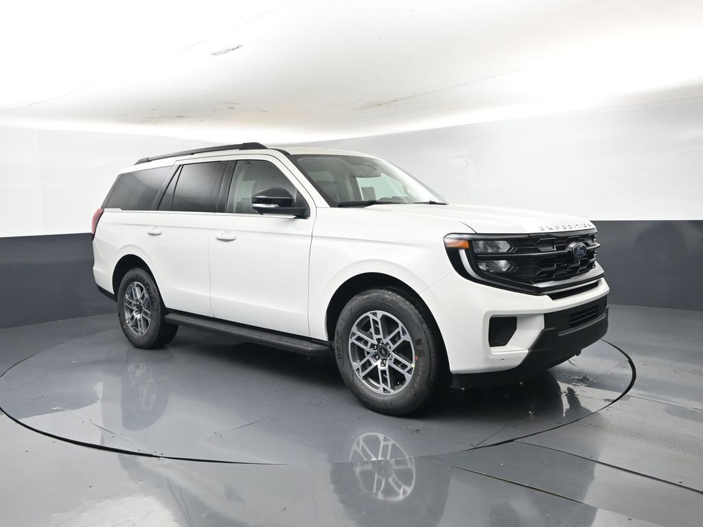 Star White Metallic Tri-Coat 2026 Ford Expedition SUV / Crossover 4X2 Automatic