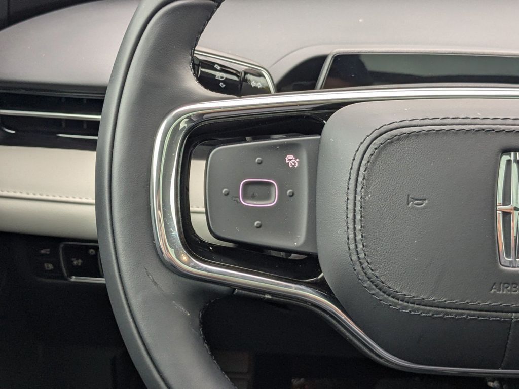 2025 Lincoln Nautilus Hybrid Reserve