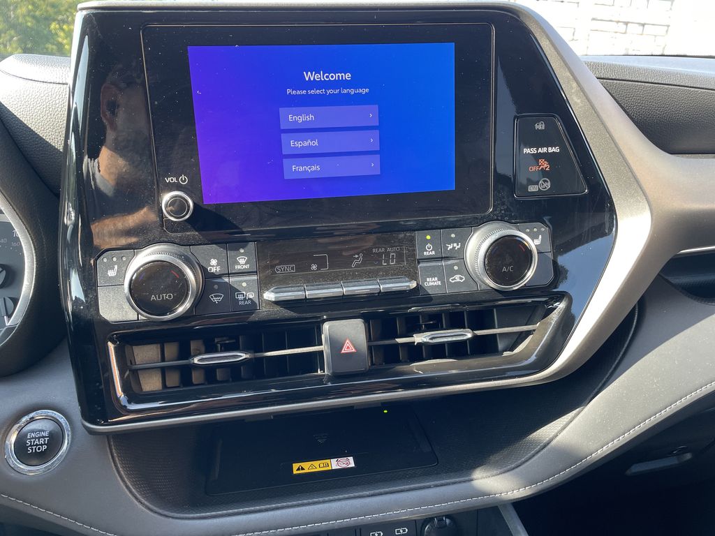 Used 2023 Toyota Highlander SUV