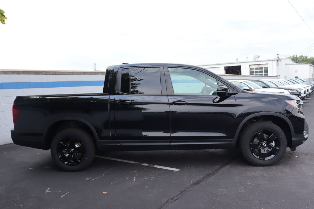 2025 Honda Ridgeline Black Edition 6