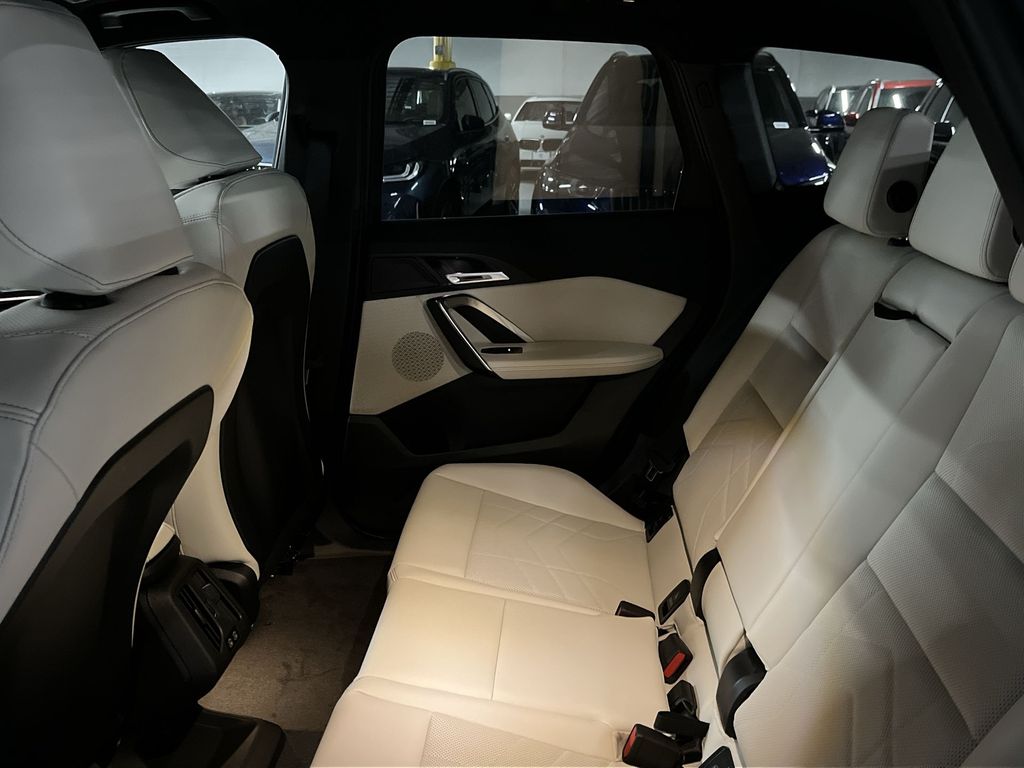 Thumbnail: 2026 BMW X1 - 23