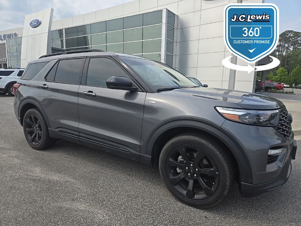 2023 Ford Explorer ST-Line