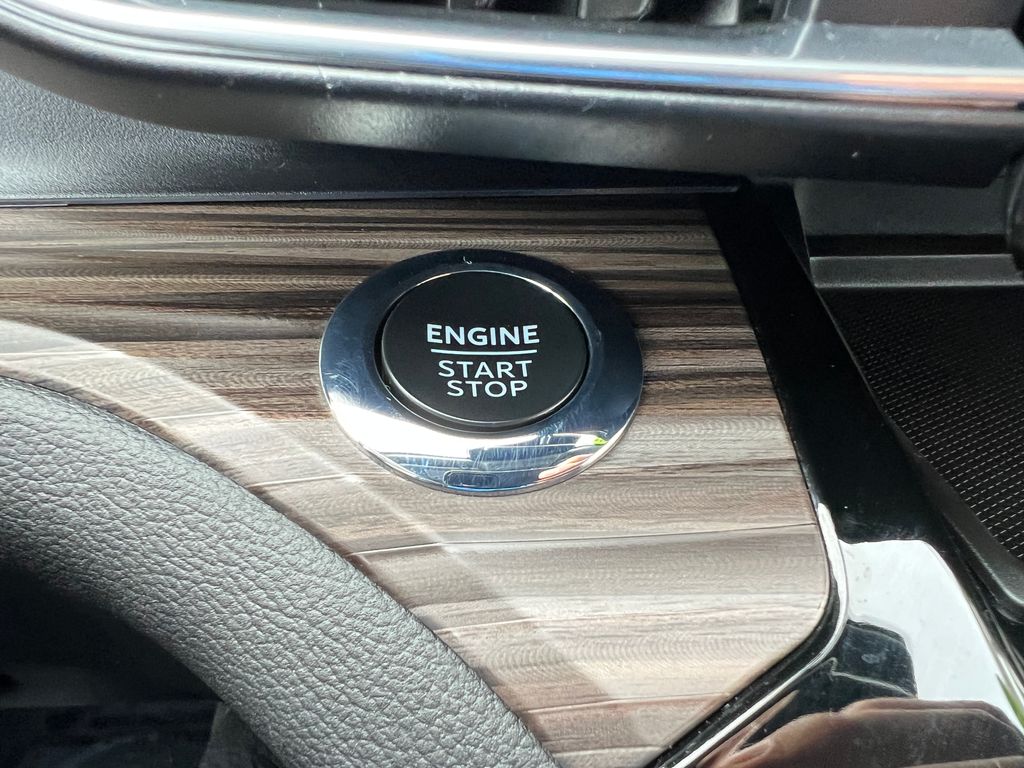 Thumbnail: 2023 Ford Explorer - 28