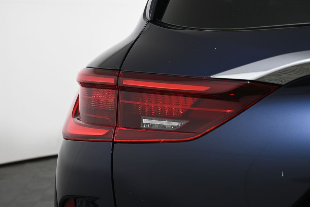 Thumbnail: 2022 INFINITI QX50 - 12