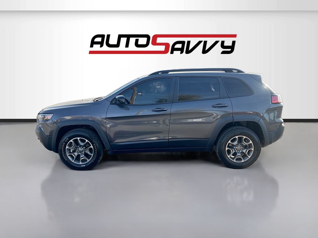 Used 2022 Gray Jeep Trailhawk image 4