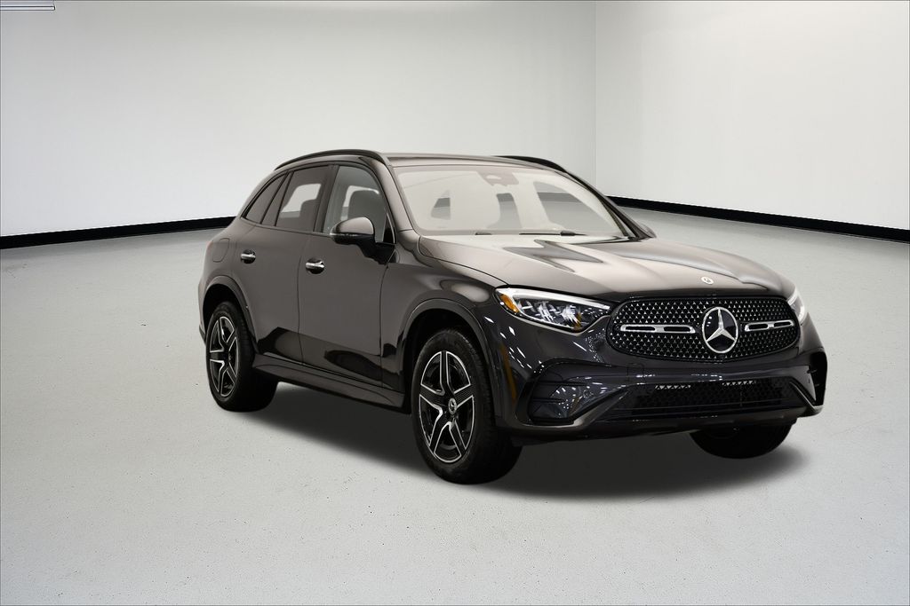 Thumbnail: 2026 Mercedes-Benz GLC - 7