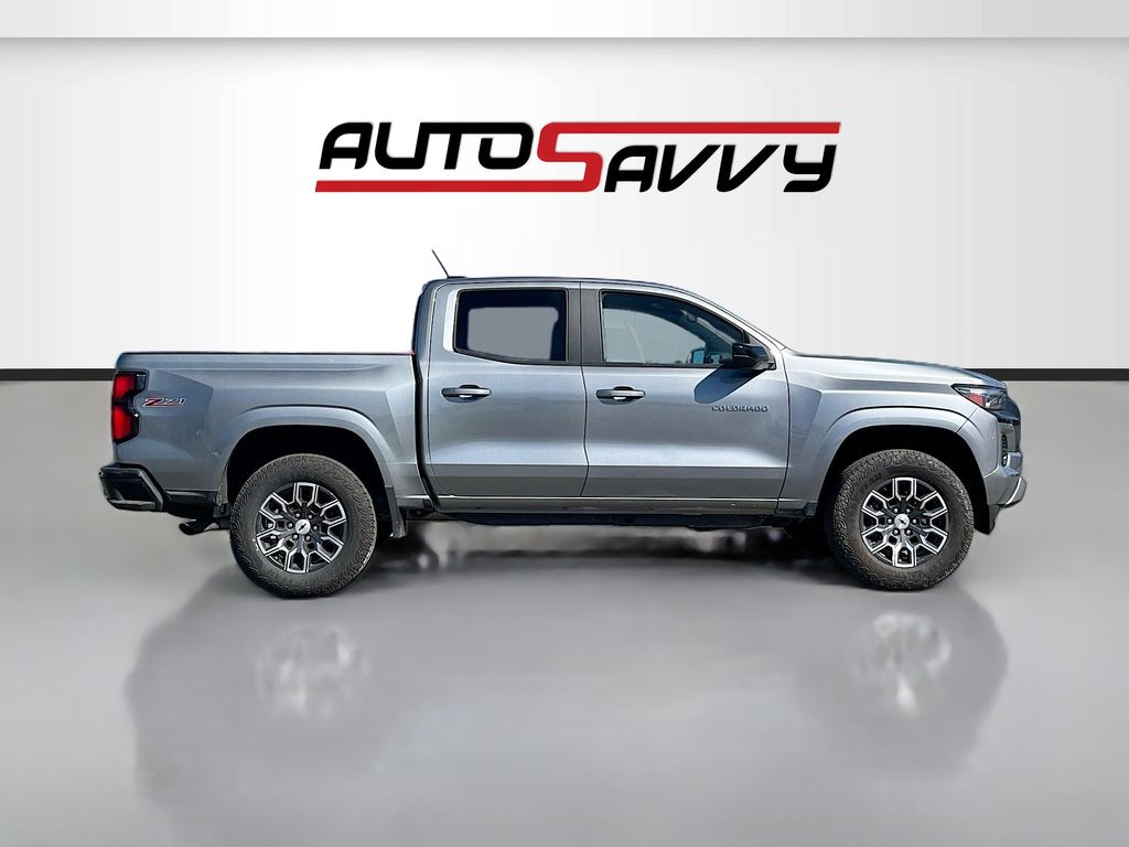 Used 2024 Gray Chevrolet Z71 image 8
