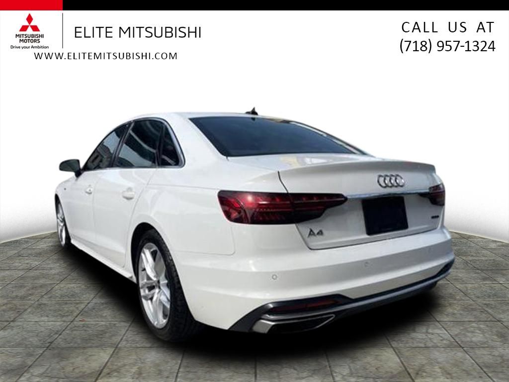 2023 Audi A4 45 S line Premium Plus photo 4