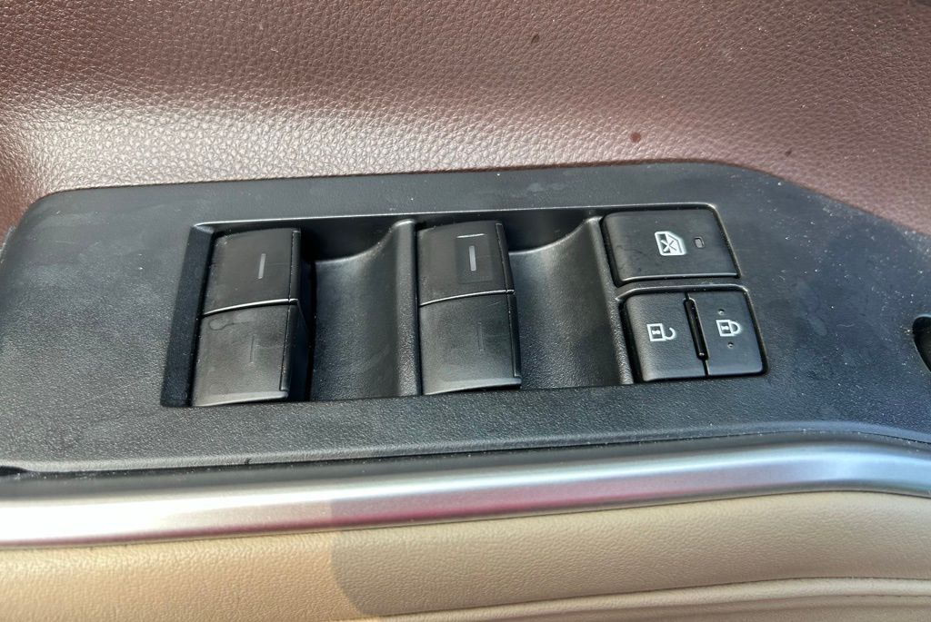 2022 Toyota Highlander XLE 17