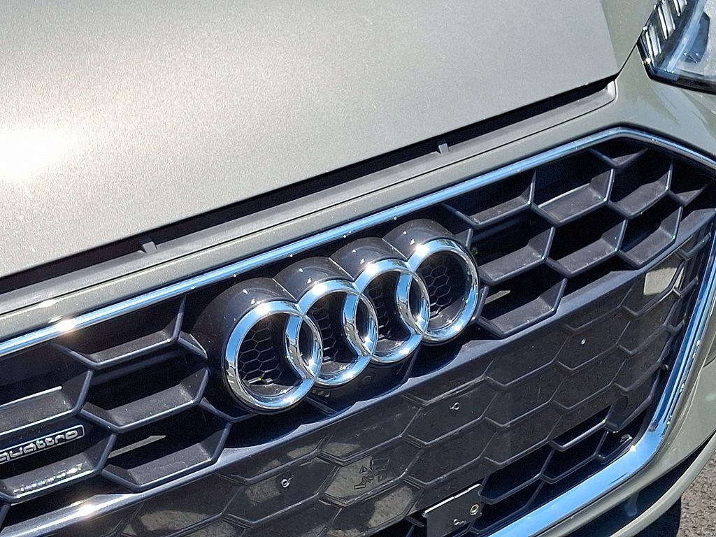Thumbnail: 2023 Audi A4 - 4