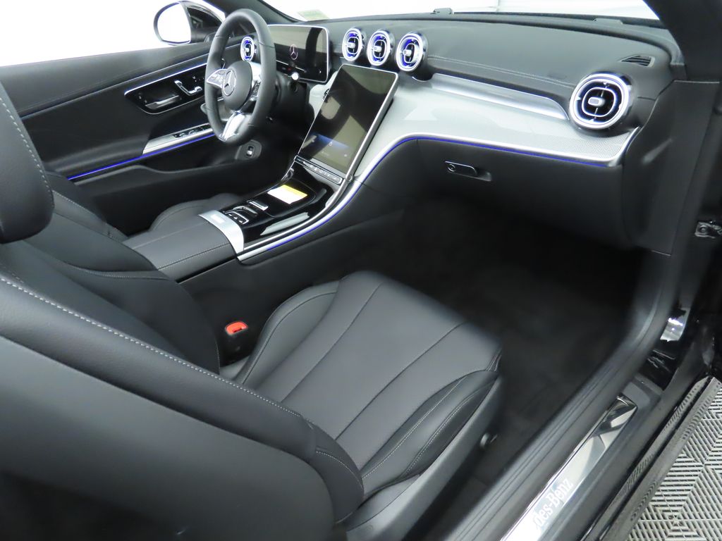 2025 Mercedes-Benz CLE 300 27