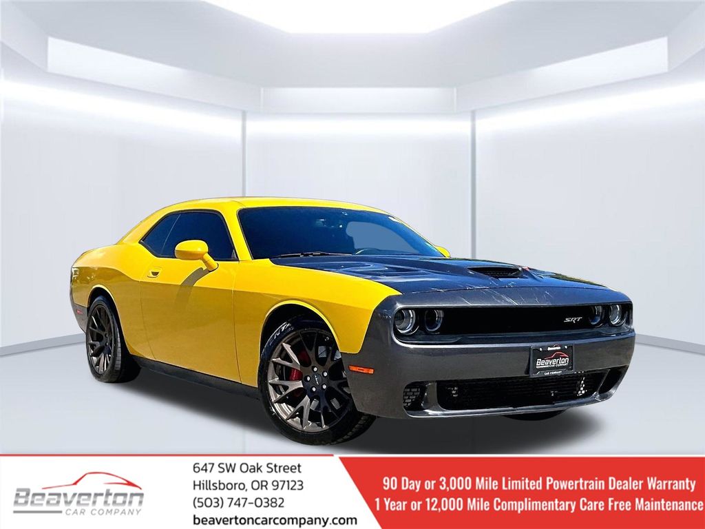 2010 Dodge Challenger Amarillo (Detonator Yellow Clearcoat) Coupé Tracción trasera 6 velocidades Manual
